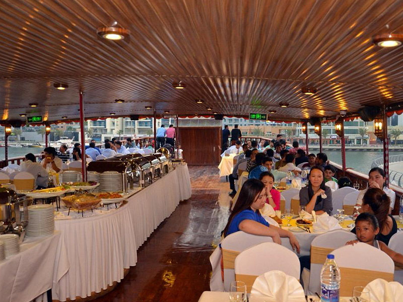 Dhow Cruise Dinner in Marina